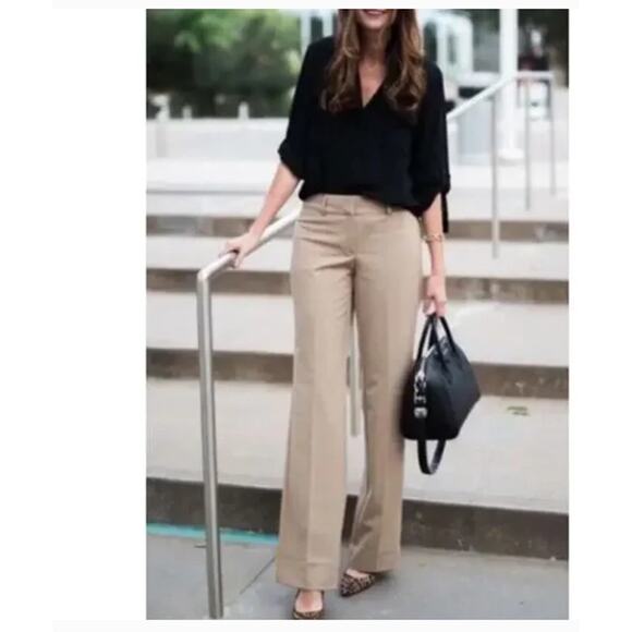NWT Loft Ann Classic Boot Leg with Stretch Khaki Trouser Pant Size 14 - Picture 1 of 12